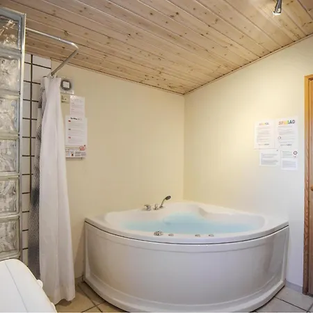 Amazing Home In Ebeltoft With Sauna Tatil Evi Ebeltoft