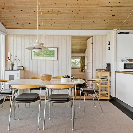 Holiday home Lovely Home In Ebeltoft With Sauna